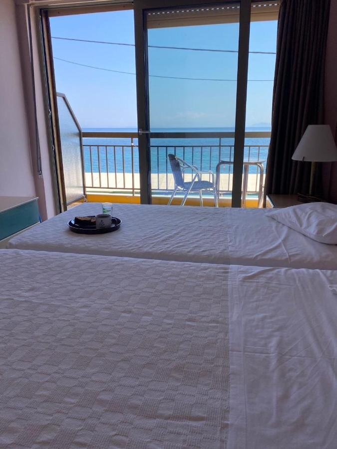 Riviera Hotel Poros  Bagian luar foto