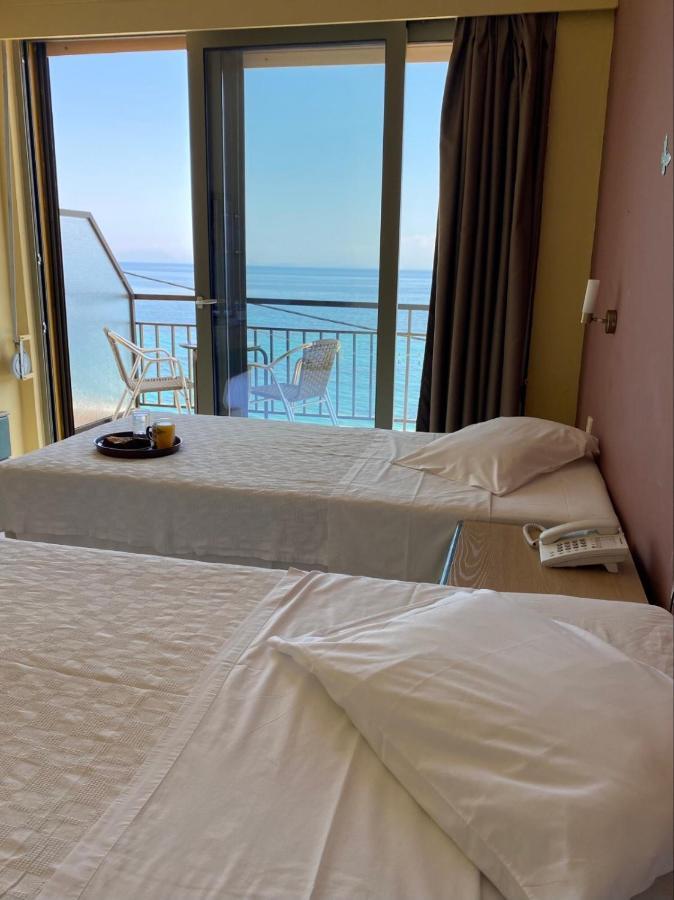 Riviera Hotel Poros  Bagian luar foto