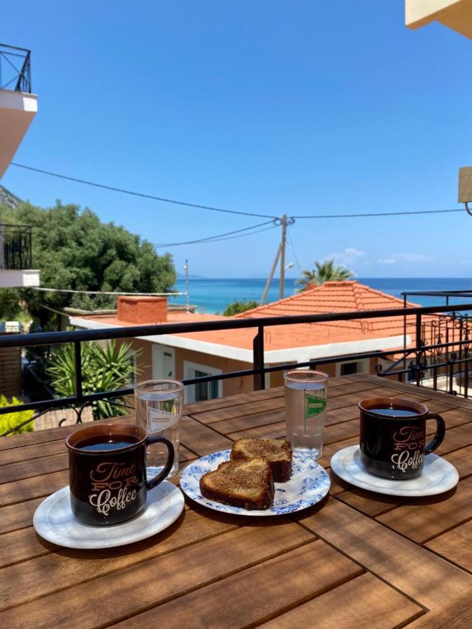 Riviera Hotel Poros  Bagian luar foto
