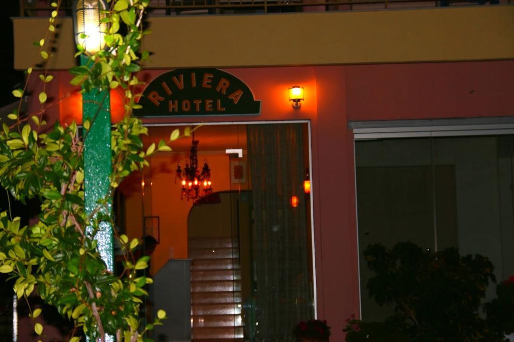 Riviera Hotel Poros  Bagian luar foto